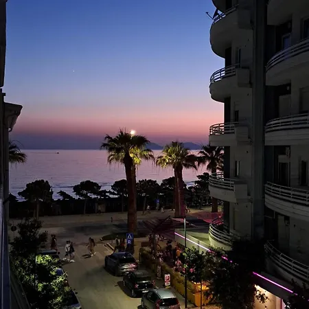 Cozy By The Sea With Terrace Vlorë